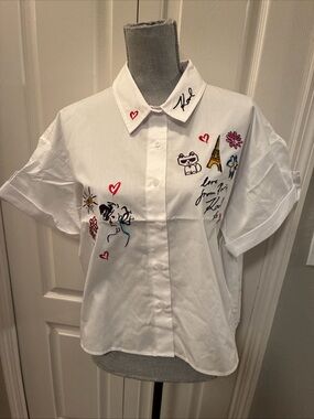 Karl lagerfeld ladies crop button up top size XL
